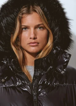 Abrigo acolchado vinilado