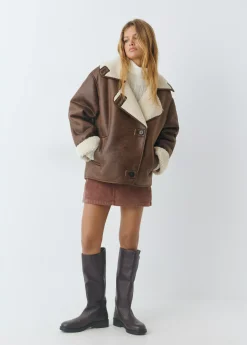 Abrigo doble faz efecto piel