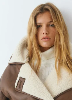 Abrigo doble faz efecto piel