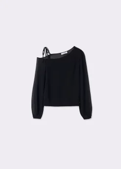 Blusa asimétrica manga larga