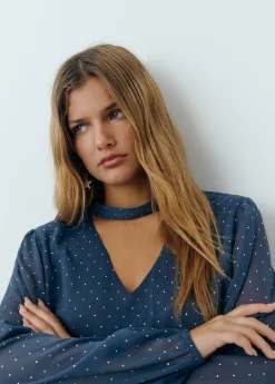 Blusa detalle chocker brillos