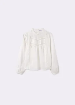 Blusa romántica puntillas