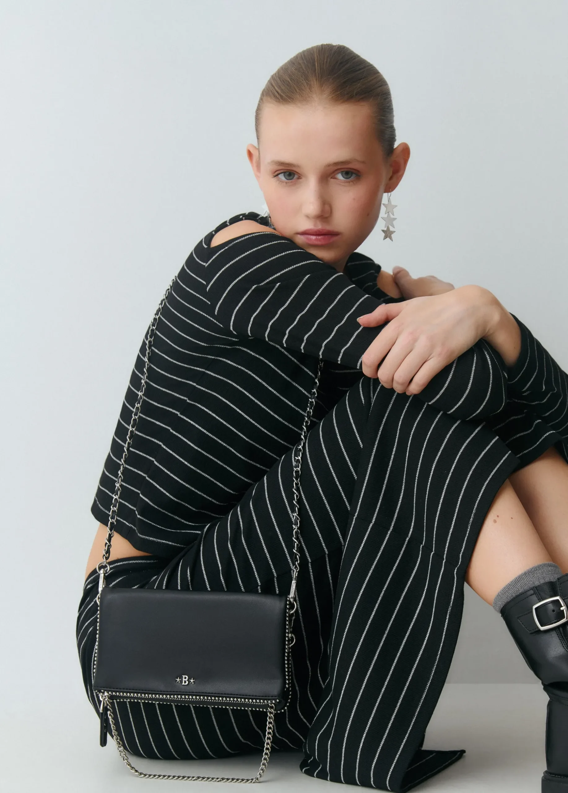 Bolso solapa bolitas