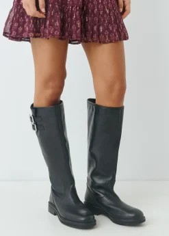 Bota alta piel hebillas