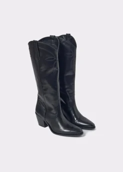 Bota piel campera tacón