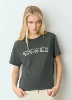 Camiseta manga corta texto bordado lentejuelas