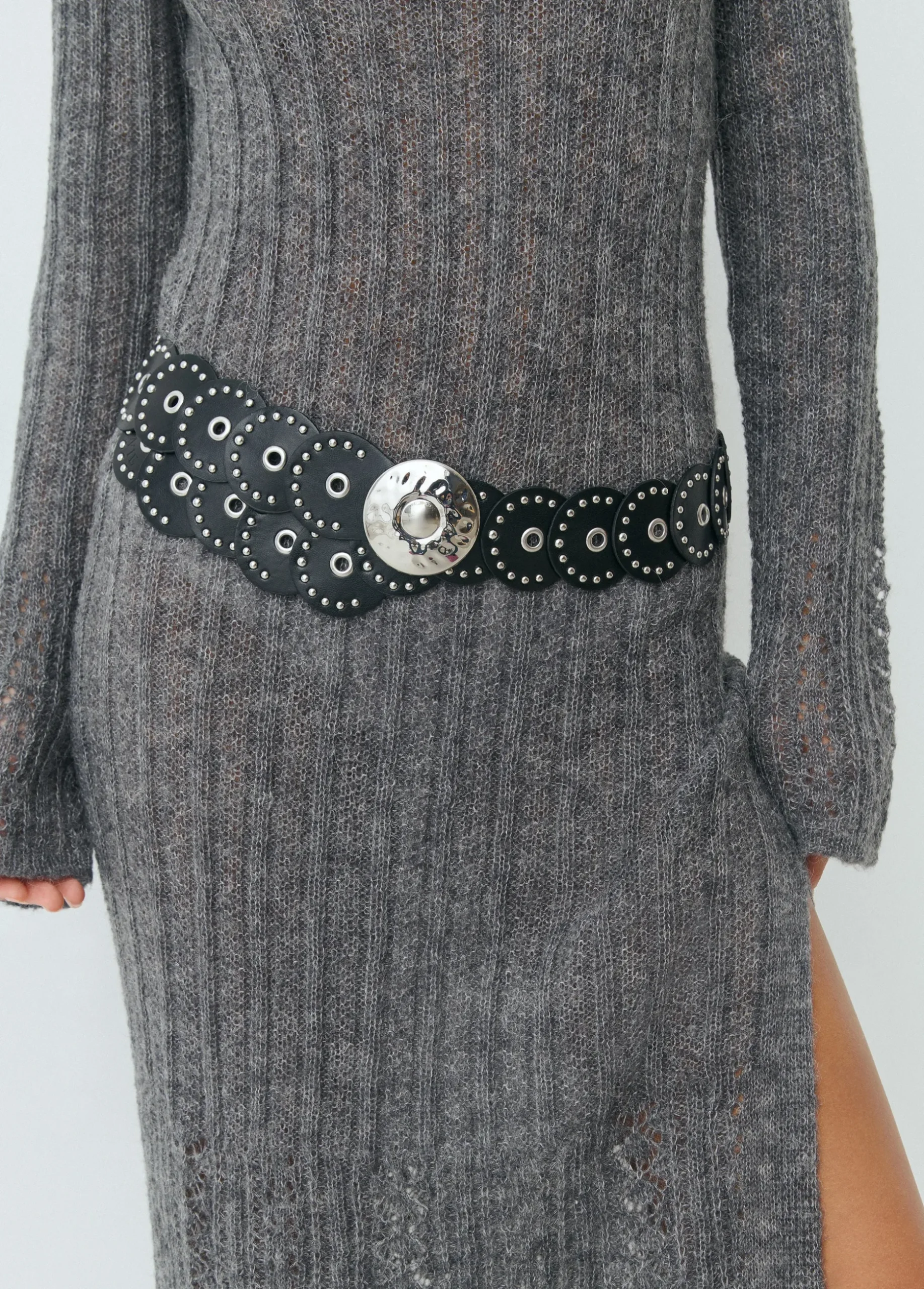 Cinturón piezas redondas