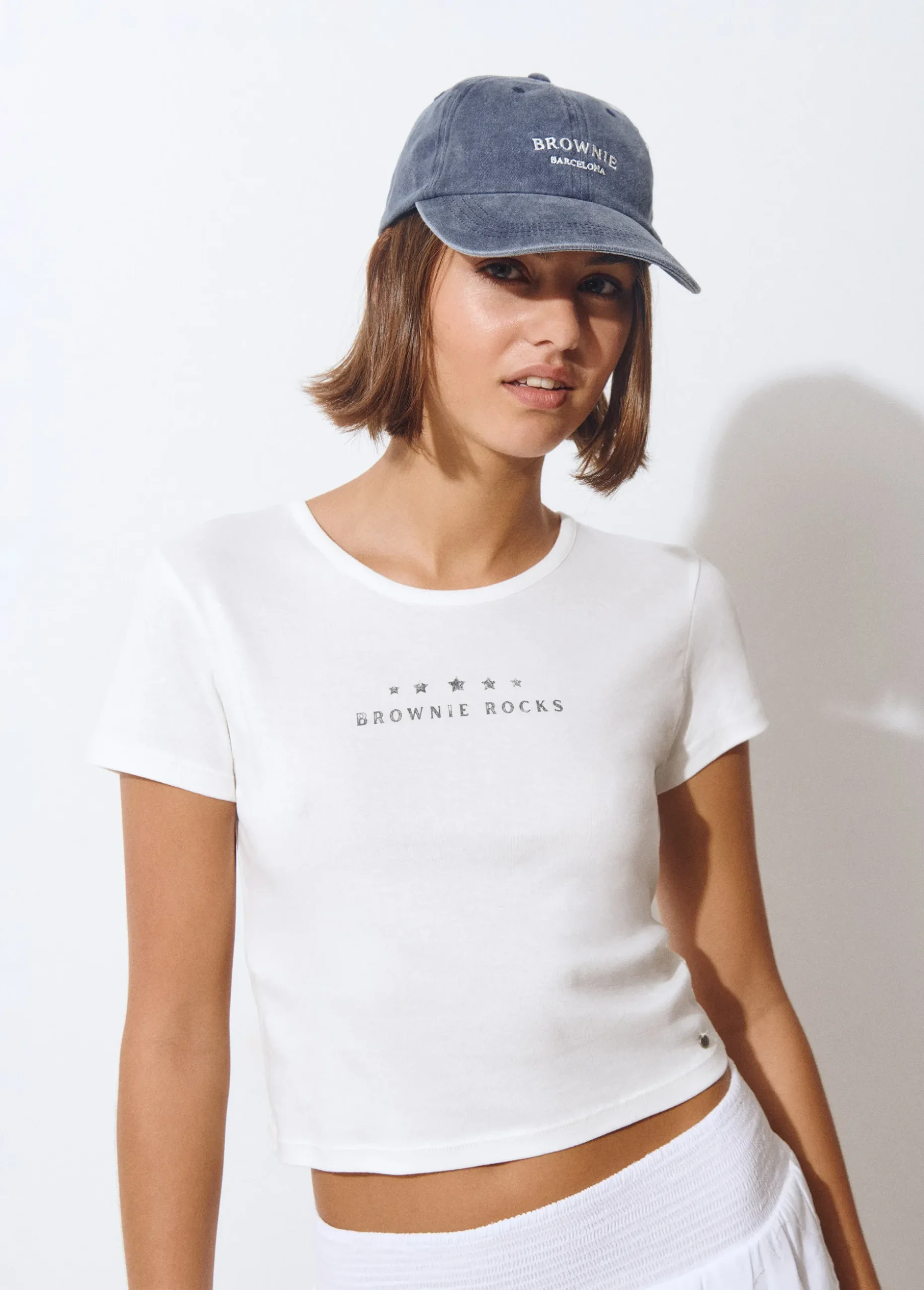 Gorra algodón bordada