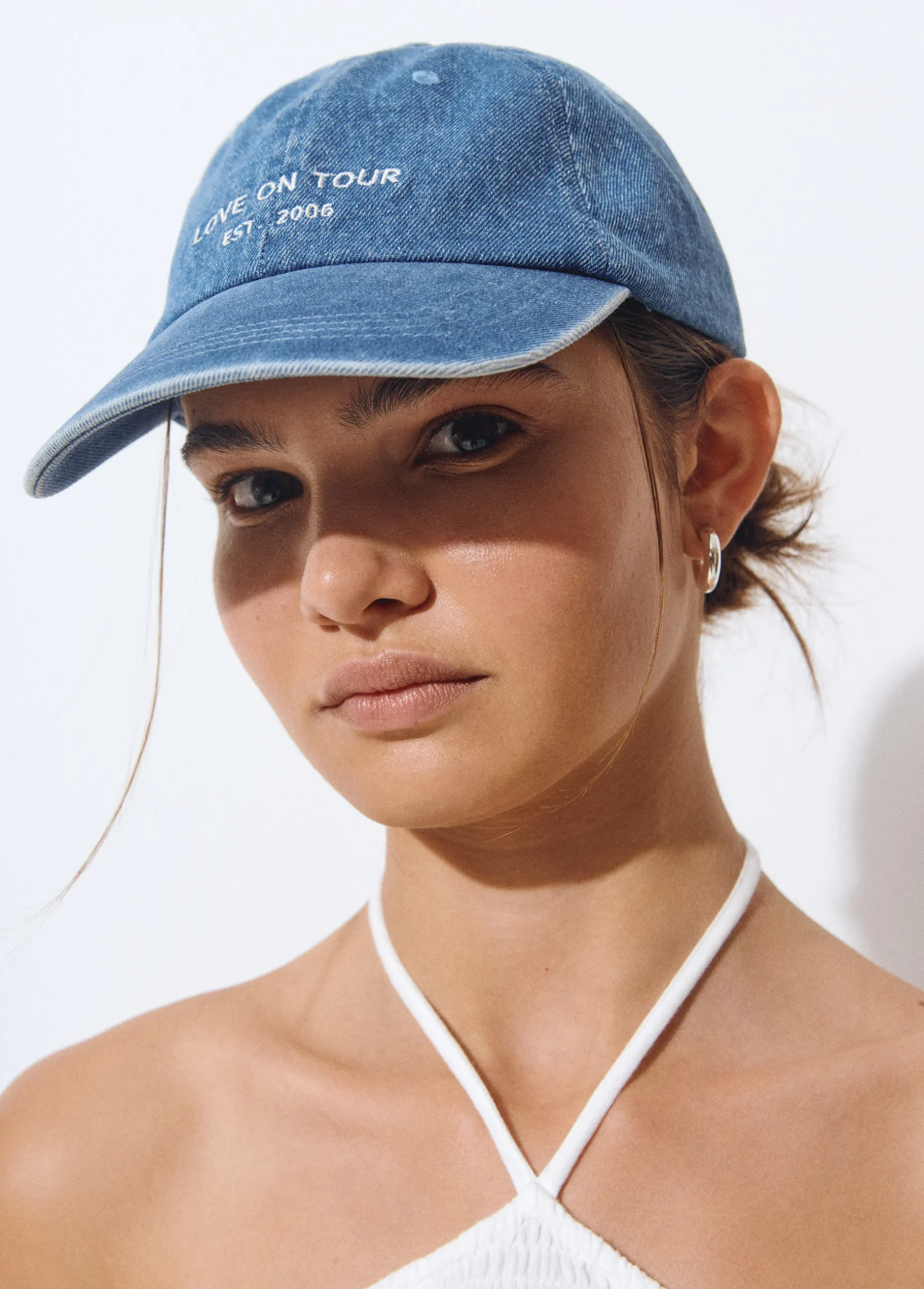 Gorra algodón bordada