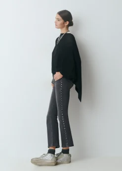 Jeans flare cropped tachas