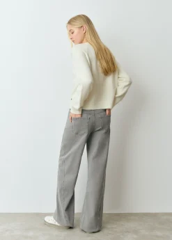 Pantalón corte lateral