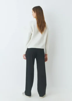 Pantalón recto con cinturón