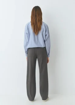 Pantalón recto con cinturón