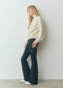 Pantalon campana cargo tachas