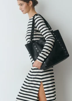 Shopper negro tachas
