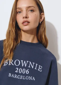 Sudadera bordada manga ranglan