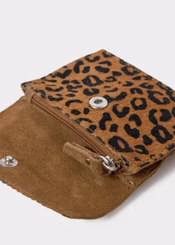 Tarjetero solapa piel estampado animal