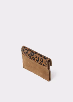 Tarjetero solapa piel estampado animal